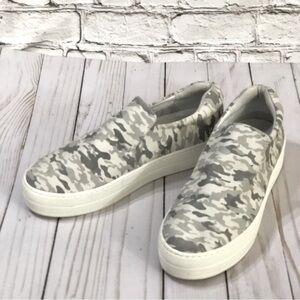 J/Slides Leather Pale Grey Shades Camo Platform Sole Slip-on Sneakers size 8